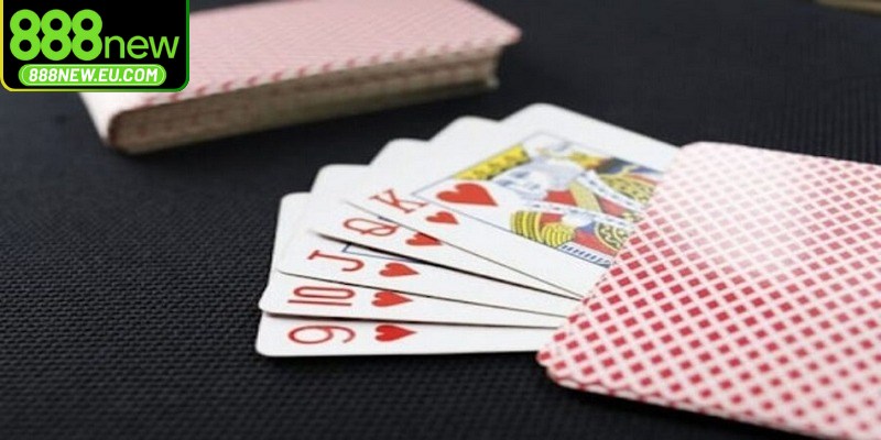 Tú lơ khơ là loại hình giải trí dân gian phổ biến rất hấp dẫn tại Việt Nam